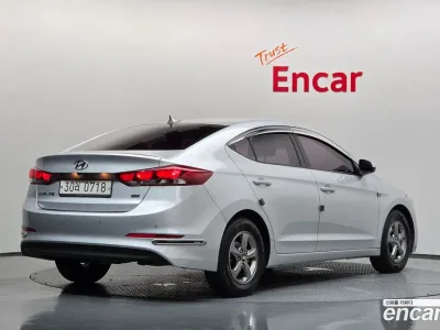 2017 Hyundai AVANTE 1.6 GDI Smart, фото 2, лот 10514928