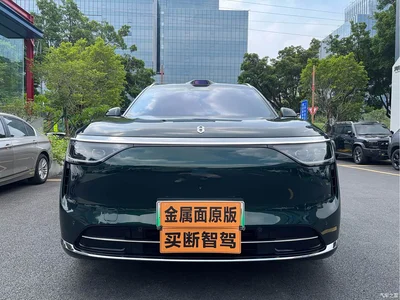 2025 AITO Wenjie AITO M8 Extended Range Ultra 53.4kWh 6-Seater, фото 1, лот 10278269