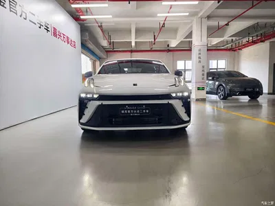 2025 Lynk & Co 03 2.0TD DCT Champion Pro, фото 2, лот 10313405