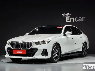 2026 BMW 5-Series 520i M Sport, фото 1, лот 10161059