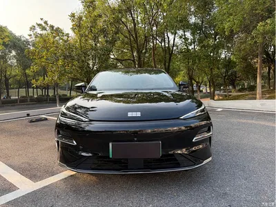 2025 Geely Galaxy Galaxy Xingyao 8 Model 60km EM-i Luxury Edition, фото 2, лот 11195801