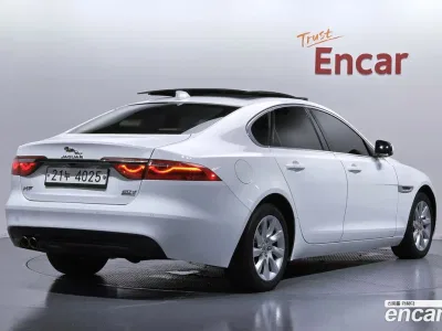 2017 Jaguar XF 20d Prestige AWD, фото 2, лот 10118195