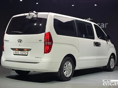 2019 Hyundai Starex Van 5-Seater, фото 2, лот 10166358