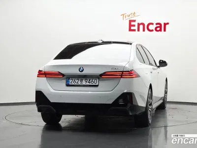 2026 BMW 5-Series 520i M Sport, фото 4, лот 10161594