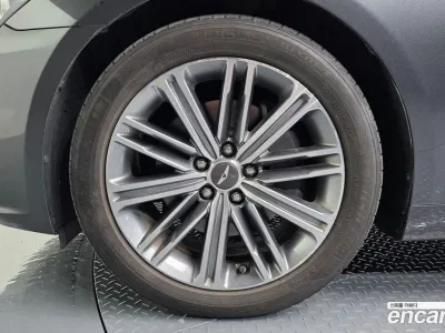 2017 Genesis G80 3.3 GDI AWD, фото 4, лот 10041343