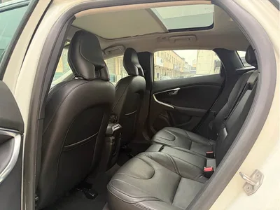 2015 Volvo V40 1.6T Smart Comfort Edition, фото 4, лот 10767738