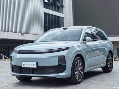 2025 Li Auto L6 Pro Smart Renewal Edition, фото 2, лот 10399973