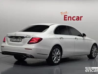 2017 Mercedes-Benz E-Class E220d Exclusive, фото 1, лот 10053621