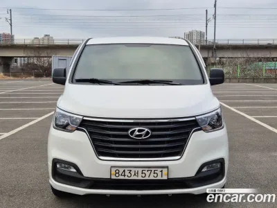 2020 Hyundai Starex Van 3-Seater, фото 1, лот 10160759