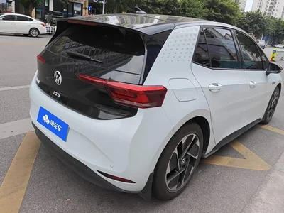 2023 Volkswagen ID.3 Pure Smart Edition, фото 3, лот 10400592
