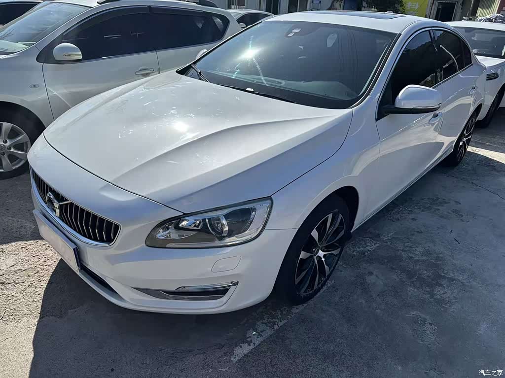 2019 Volvo S60 S60L T3 Smart Advance Edition, фото 1, лот 11215180