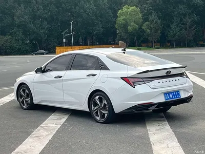 2022 Hyundai Elantra 1.5L CVT LUX Premium Edition, фото 4, лот 10374317