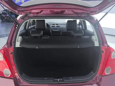2015 Suzuki Swift 1.5L Automatic Limited Edition, фото 4, лот 10383575