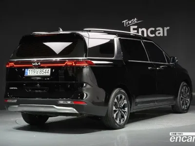 2023 Kia Canival Diesel 7-Seater Signature, фото 2, лот 10362529