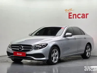 2017 Mercedes-Benz E-Class E220d 4MATIC Avantgarde, фото 1, лот 10218751