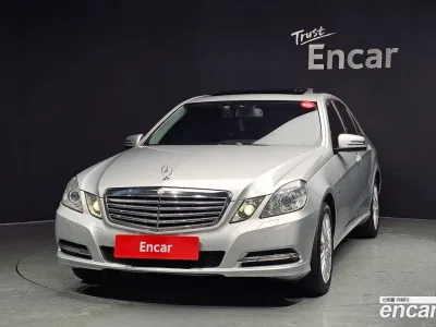 2011 Mercedes-Benz E-Class E200 CGI, фото 2, лот 10056805