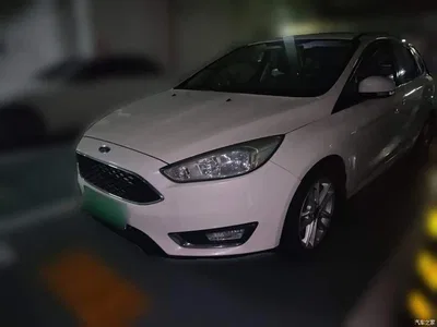 2015 Ford Focus Hatchback 1.6L Automatic Trend, фото 1, лот 11111049