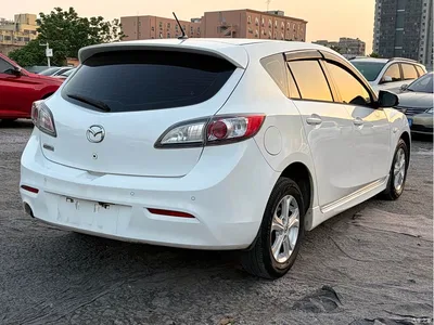 2013 Mazda Mazda3 Axela Hatchback 1.6L Automatic Elite, фото 4, лот 10325241
