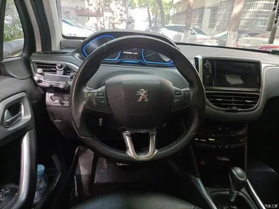 2014 Peugeot 2008, фото 3, лот 10245383