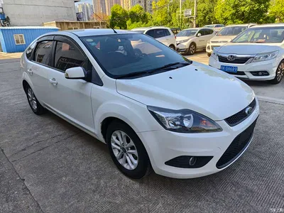 2013 Ford Focus Hatchback Classic 1.8L Automatic Base, фото 3, лот 10305913