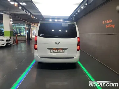 2015 Hyundai Starex 12-Seater Wagon, фото 4, лот 10340950