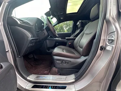 2023 Toyota Sienna 2.5L Hybrid Platinum Edition, фото 4, лот 10323844