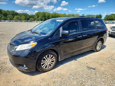 2013 TOYOTA SIENNA XLE 8-PASSENGER, фото 1, лот 10523349