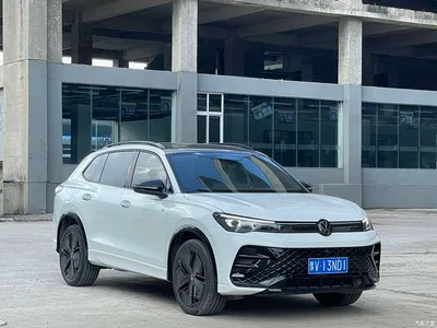 2024 Volkswagen Tiguan L PRO 330TSI 2WD R-Line Smart Edition, фото 3, лот 10461474
