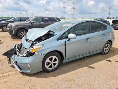 2014 TOYOTA PRIUS TWO, фото 1, лот 10540794