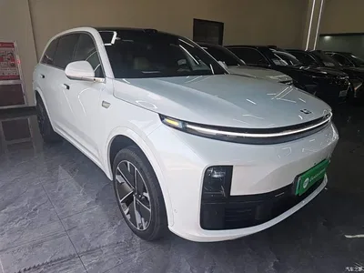 2025 Li Auto L7 Max Smart Renewal Edition, фото 4, лот 10447582