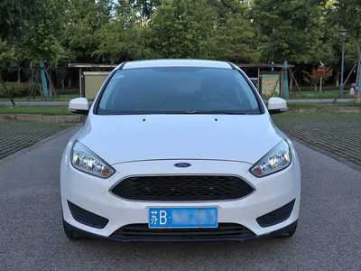 2018 Ford Focus Hatchback Classic 1.6L Automatic Comfort Smart Edition, фото 1, лот 10293299