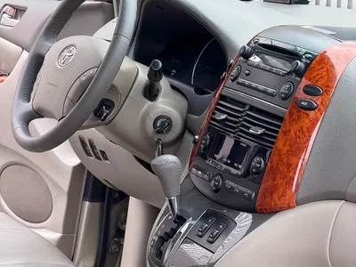 2009 Toyota Sienna, фото 3, лот 10383890