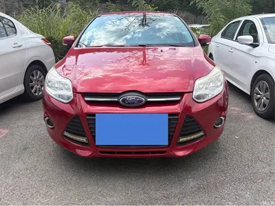 2012 Ford Focus Hatchback 1.6L Automatic Trend, фото 2, лот 11179762