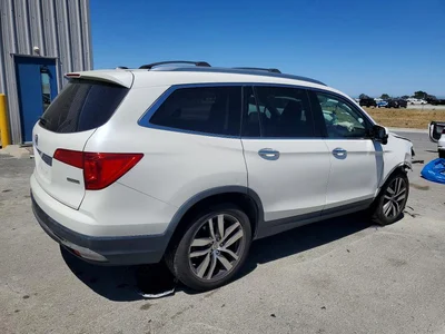 2017 HONDA PILOT TOURING, фото 3, лот 10685526