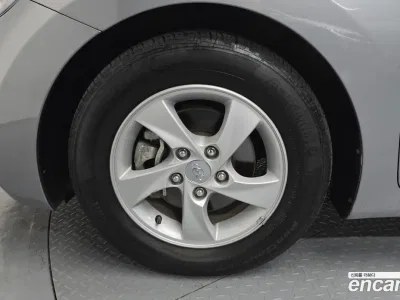 2015 Hyundai AVANTE 1.6 GDi Smart, фото 4, лот 10102155