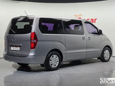 2016 Hyundai Starex 12-Seater Wagon, фото 1, лот 10192955