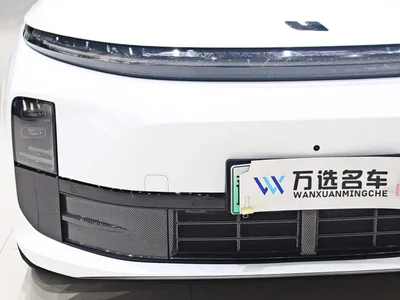 2025 Li Auto L6 Pro Smart Renewal Edition, фото 3, лот 10446461