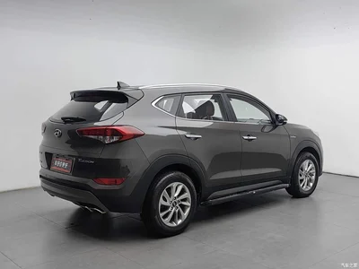 2015 Hyundai Tucson 1.6T Dual Clutch 2WD Smart, фото 2, лот 10368149