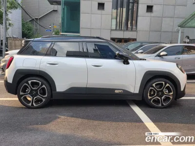 2026 Mini Aceman SE Favoured, фото 4, лот 10105781