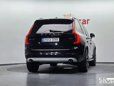 2017 Volvo XC90 D5 Momentum, фото 4, лот 10122222