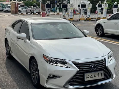 2015 Lexus ES 300h Comfort Edition, фото 3, лот 11131743