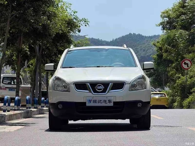 2015 Nissan Qashqai 2.0XL Cool Fire CVT 2WD, фото 2, лот 10340606