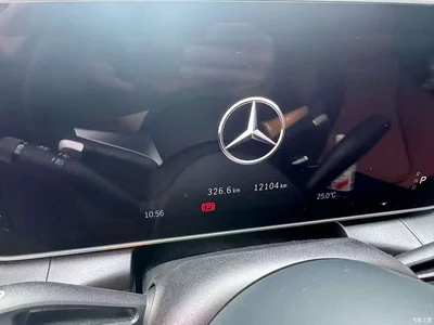 2025 Mercedes-Benz GLC 300 L 4MATIC Dynamic 5-seater, фото 4, лот 10294181