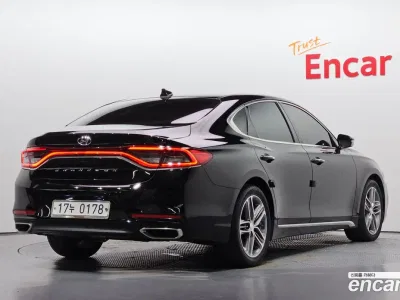 2017 Hyundai Grandeur 2.4 Premium, фото 2, лот 11444749