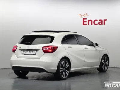 2018 Mercedes-Benz A-Class A200, фото 2, лот 10203965