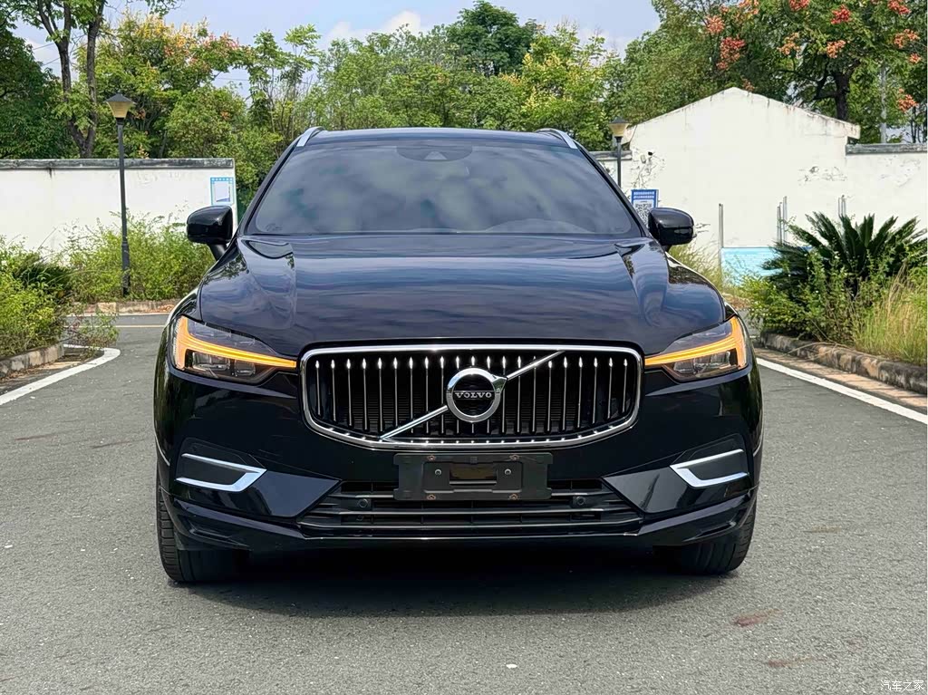 2021 Volvo XC60 T5 AWD Inscription, фото 2, лот 10479149