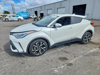 2020 TOYOTA C-HR XLE, фото 1, лот 11387979