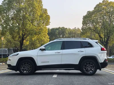 2020 Jeep Cherokee 2.0L 2WD Classic Sport Edition, фото 4, лот 10291063