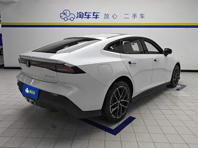 2024 Changan UNI-V iDD Blue Whale Smart iDD 136km Smart Premium, фото 3, лот 10768910