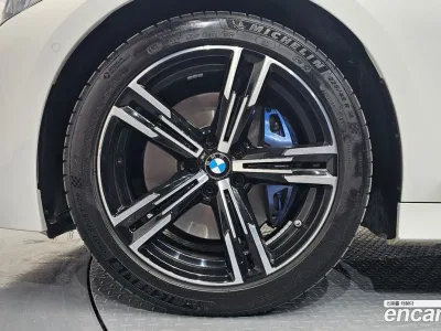 2024 BMW 3-Series 320i M Sport, фото 4, лот 10145216